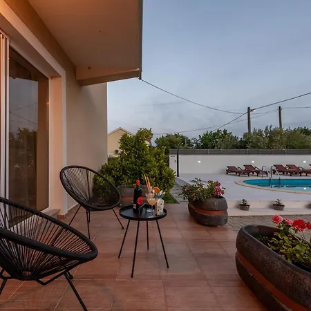 Sami Zadarvillas Vila