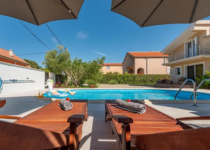 Vila Sami Zadarvillas *