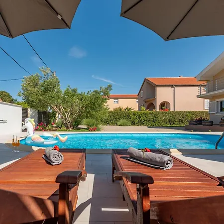 וילה Sami Zadarvillas *