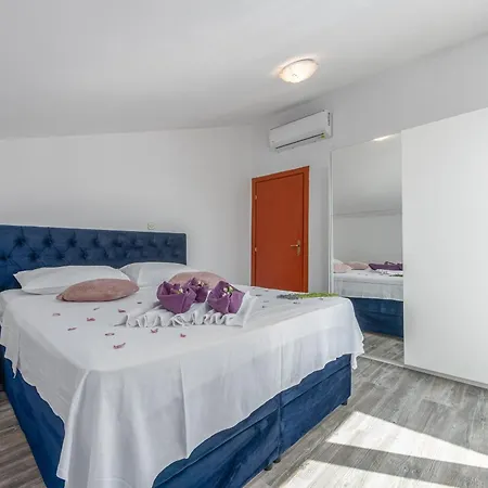 Sami Zadarvillas Villa Pristeg