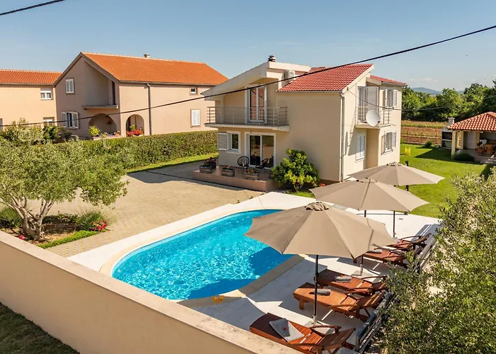 Sami Zadarvillas