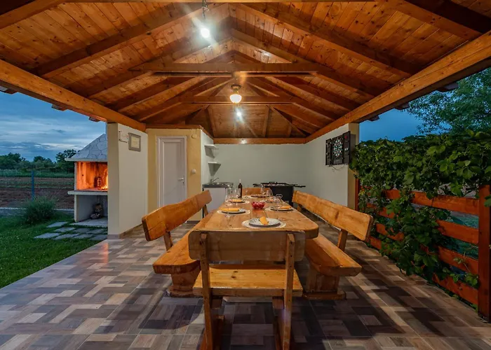 Sami Zadarvillas