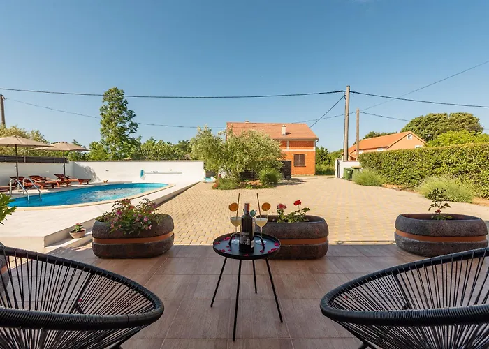 Vila Sami Zadarvillas *